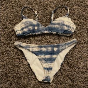 Billabong bikini. New never worn